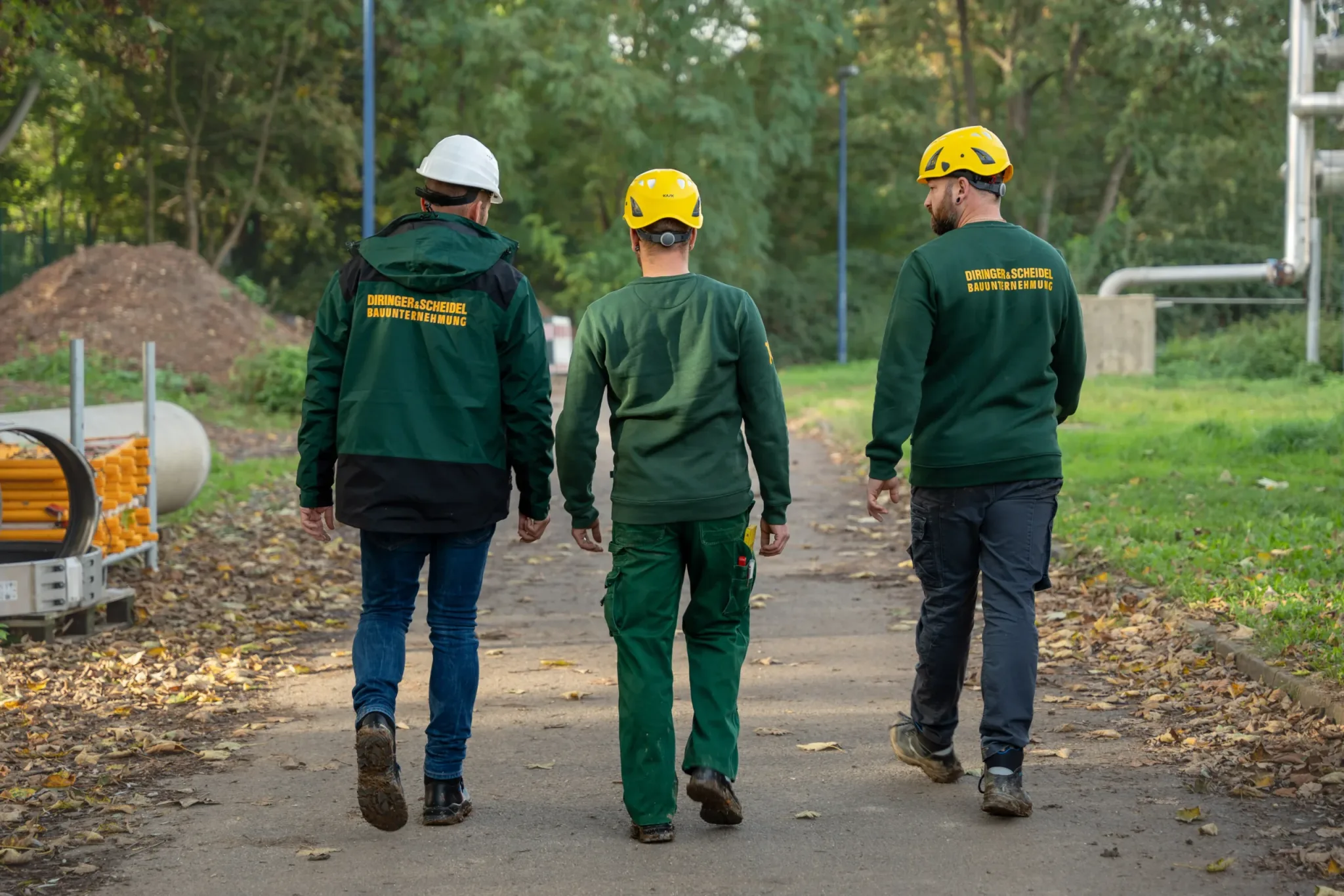 Teamarbeit auf der Baustelle
